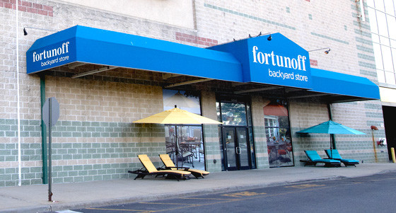 Fortunoffs Backyard Store
 Consummate Merchants