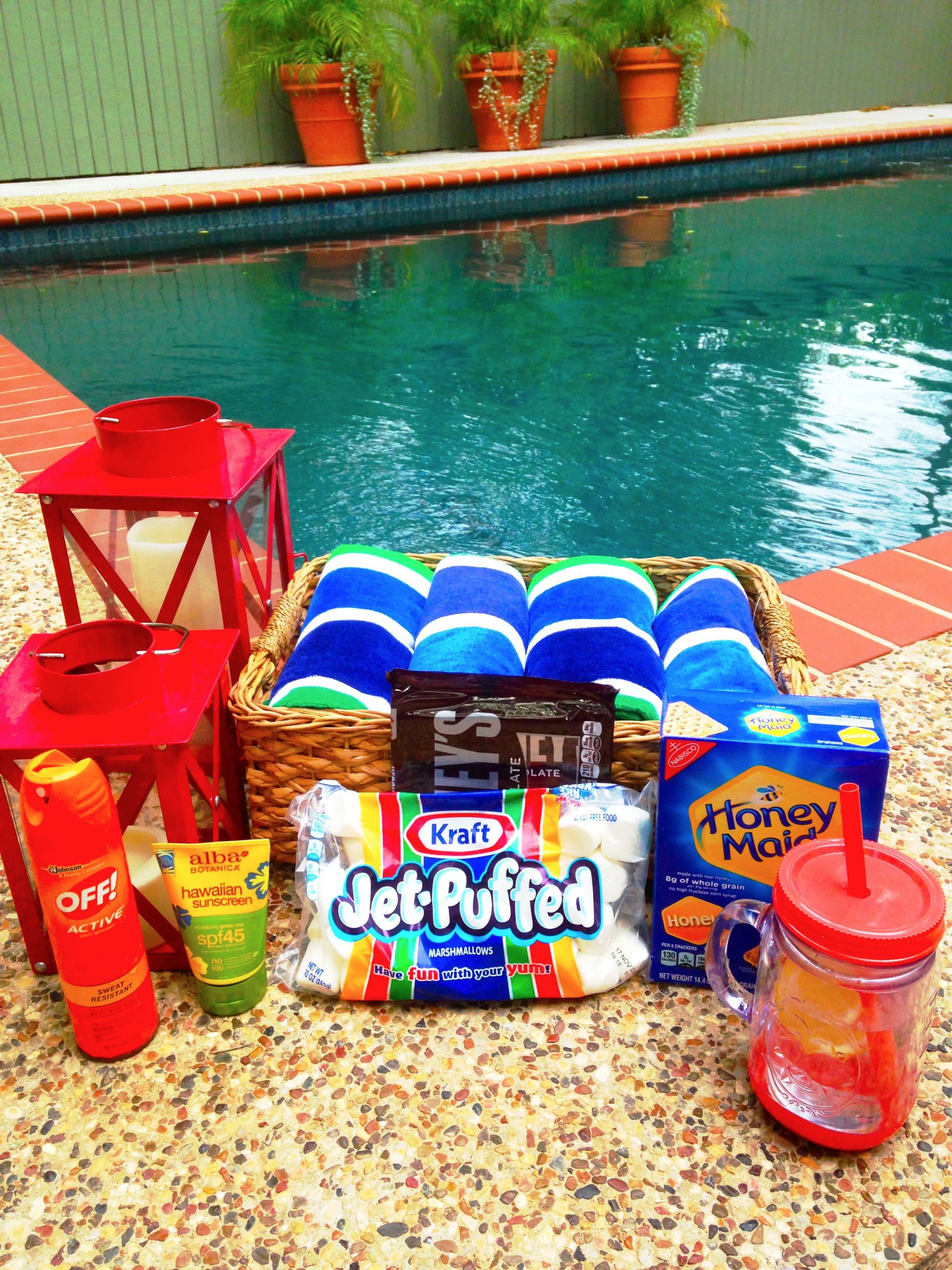 Fourth Of July Pool Party
 Party Etiquette 8 Festive 4th of July Pool Party Ideas