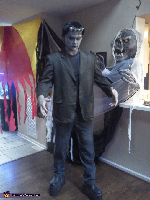 Frankenstein Costume DIY
 Homemade Frankenstein Costume
