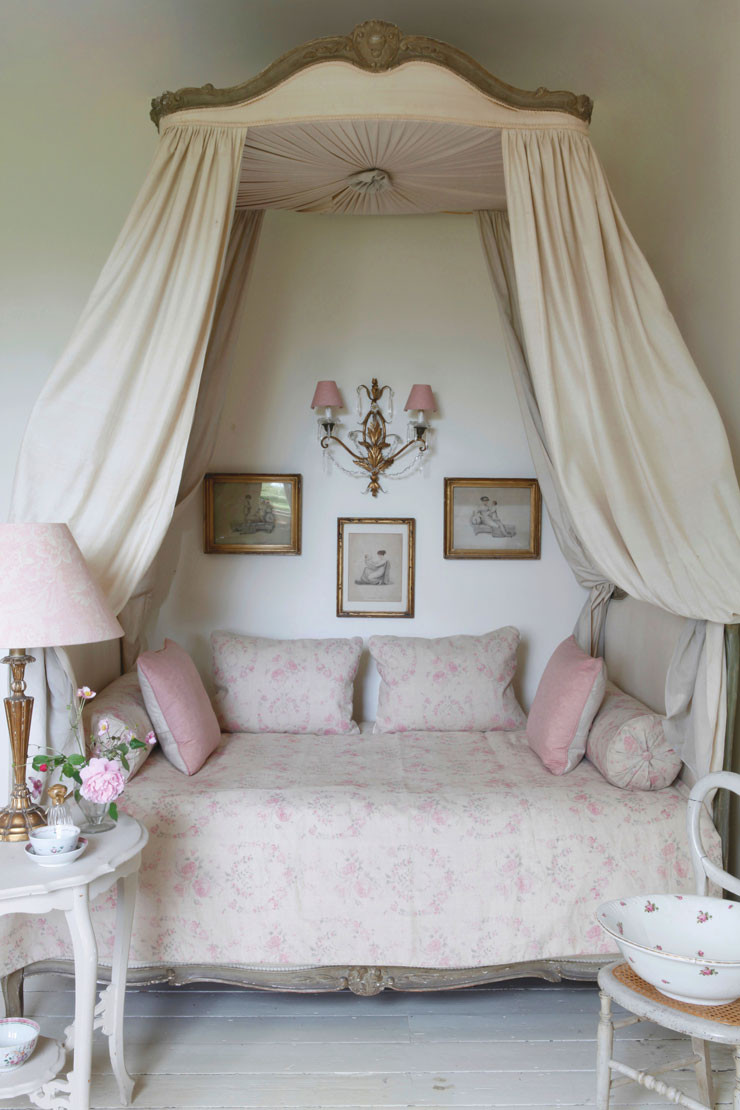 French Shabby Chic Bedroom Ideas
 20 Awesome Shabby Chic Bedroom Furniture Ideas Decoholic