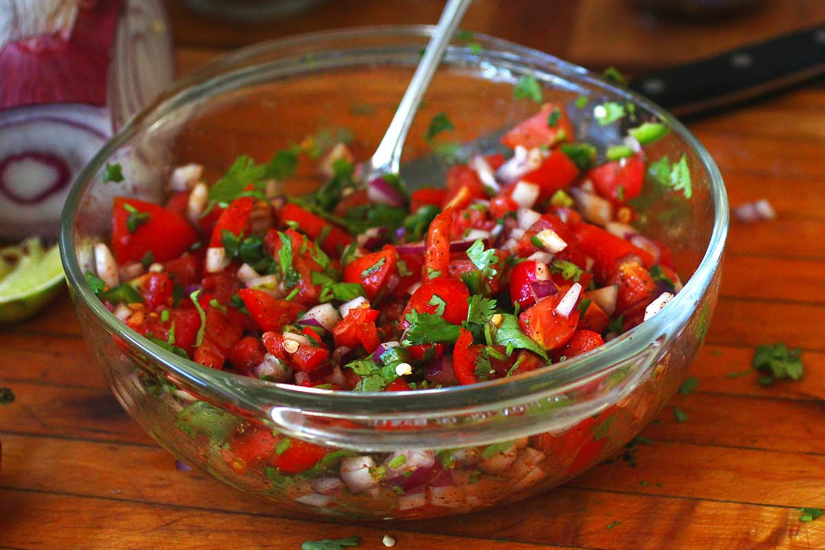 Fresh Salsa Recipe With Cilantro
 Fresh Tomato Salsa Pico de Gallo — Recipe Fiction
