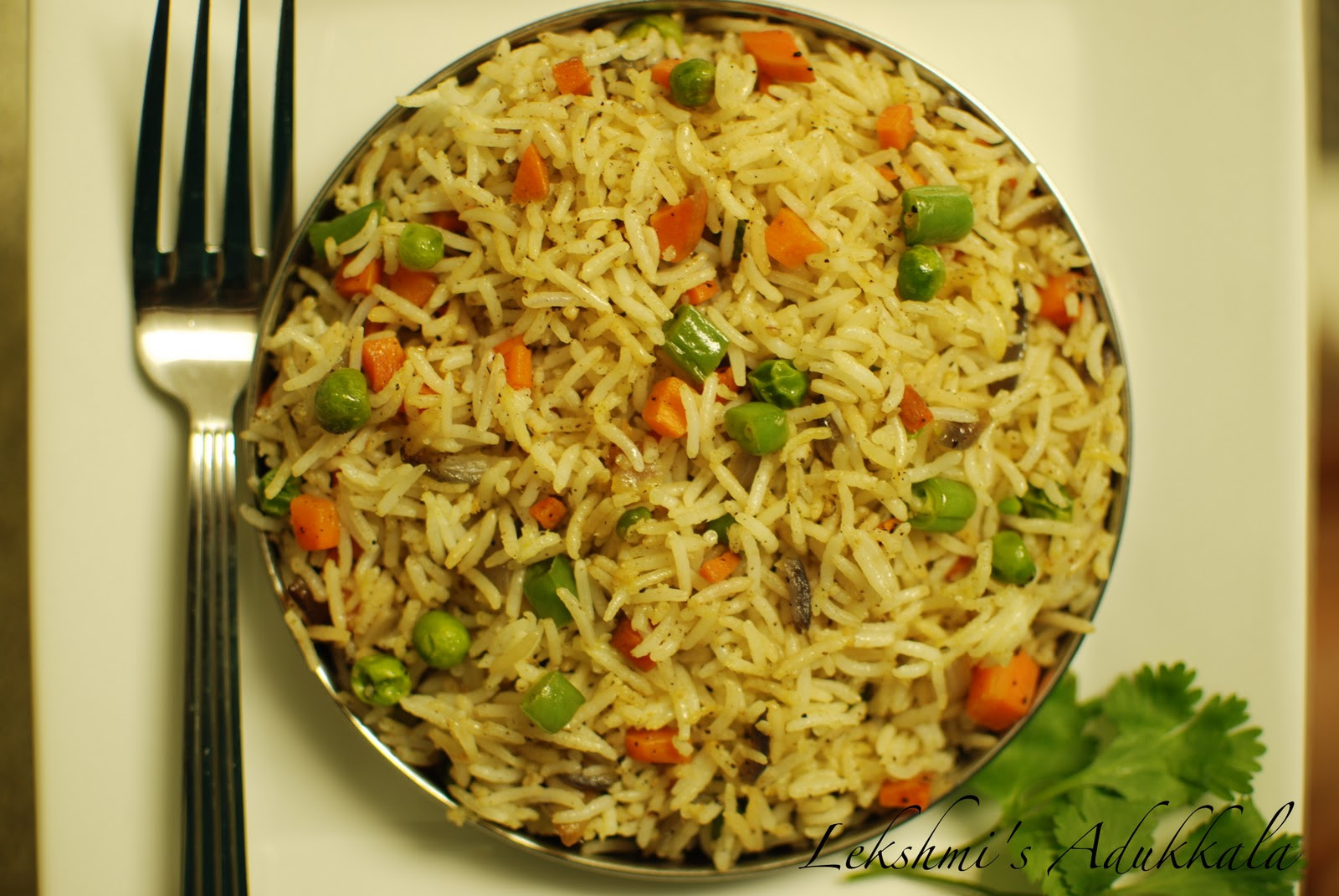 Fried Rice Vegetarian
 Lekshmi s Adukkala Ve able Fried Rice