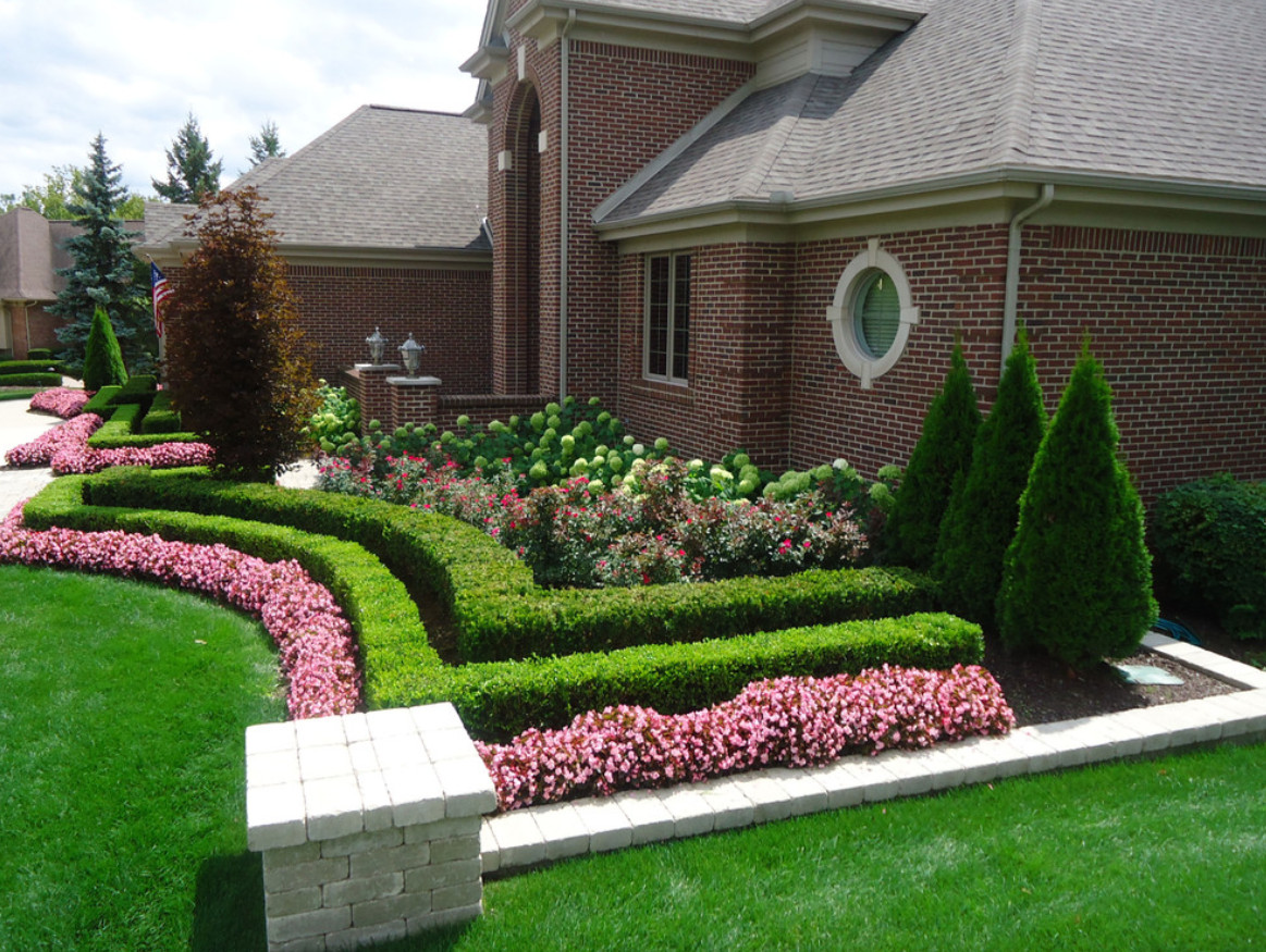Front Landscape Ideas
 Prepare Your Yard for Spring with These Easy Landscaping