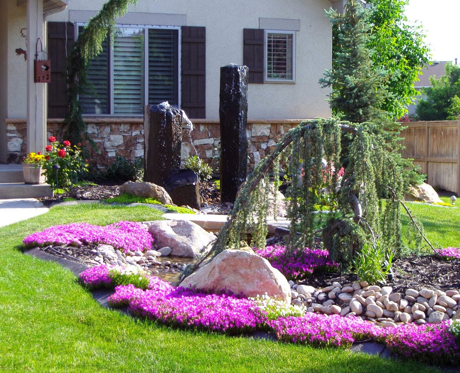 Front Landscape Ideas
 Gardening and Landscaping Front Yard Landscaping Ideas