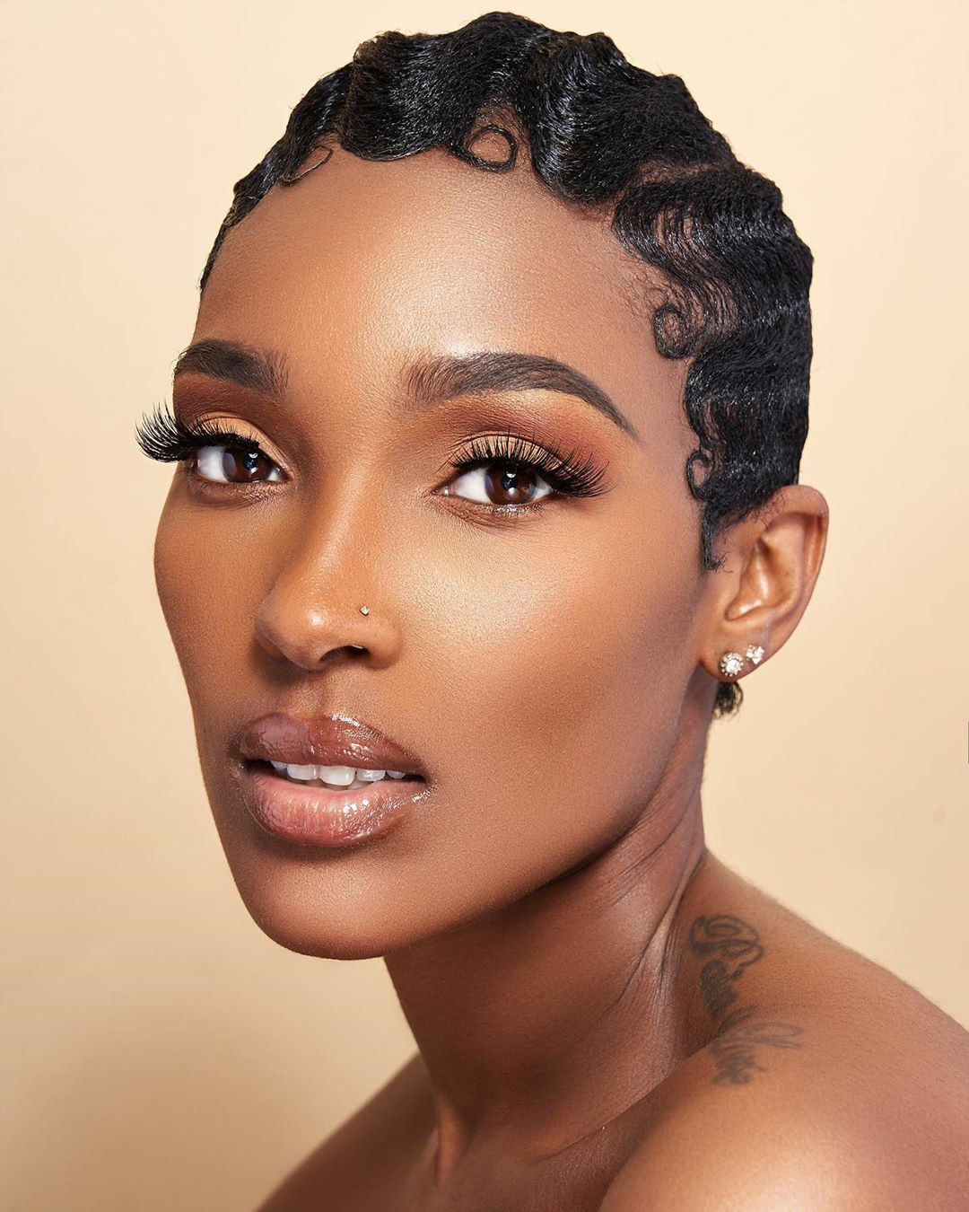 Front Wave Hairstyle Female
 15 Really Cute Finger Wave Hairstyles for Black Women