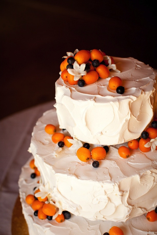 Fruity Wedding Cakes
 13 Stunning Wedding Cakes Topped With Fruit