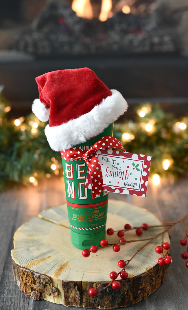 Fun Holiday Gift Ideas
 25 Fun & Simple Gifts for Neighbors this Christmas