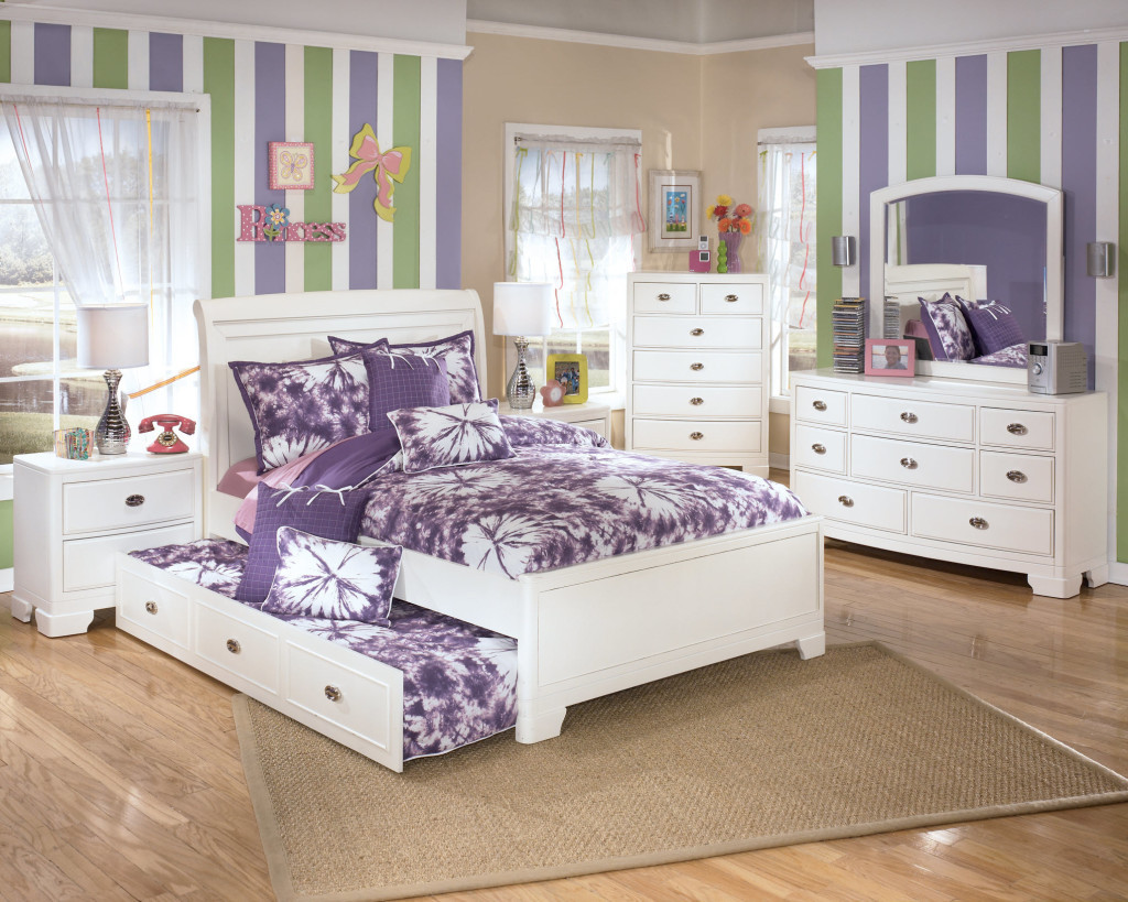 Furniture For Teenage Girl Bedroom
 Room ideas for teens Teenage Girl’s Bedroom MidCityEast