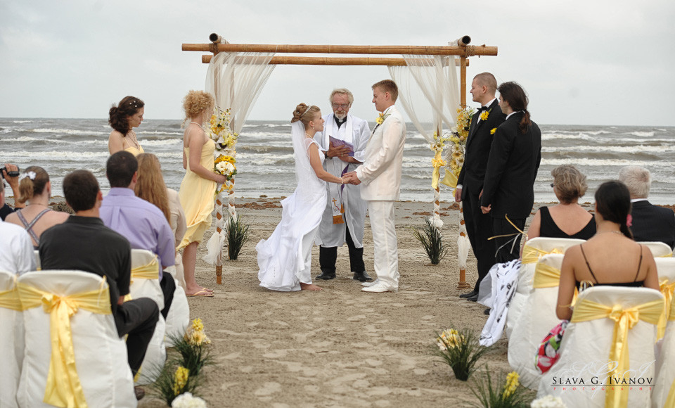 Galveston Beach Weddings
 Romantic Beach Wedding graphy in Galveston Texas