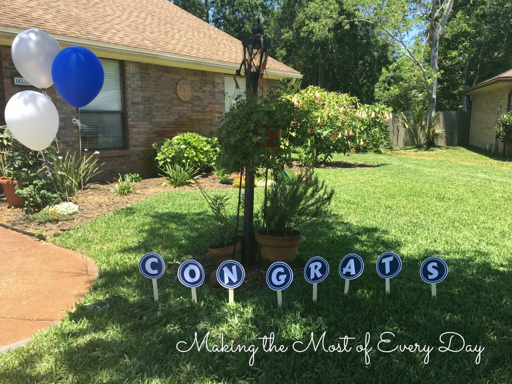 Garden Graduation Party Ideas
 Simple Graduation Party Ideas Making the Most of Every Day