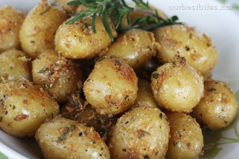 Garlic Roasted Baby Potatoes
 Garlic Rosemary Roasted Baby Potatoes