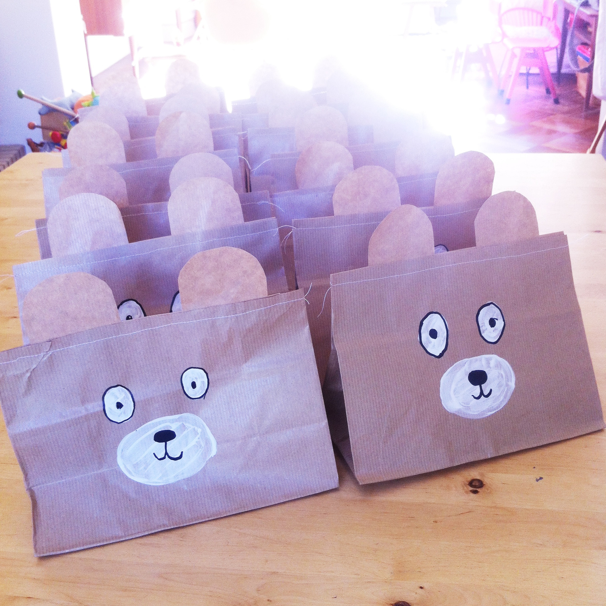 Gift Bags For Kids
 Easy DIY goo bags Babyccino Kids Daily tips Children