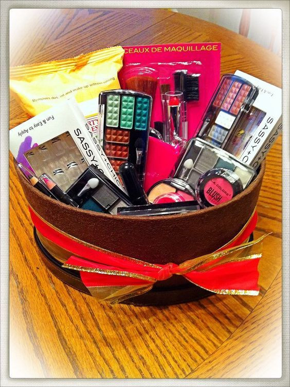 Gift Basket For Teenage Girl Ideas
 Pin on