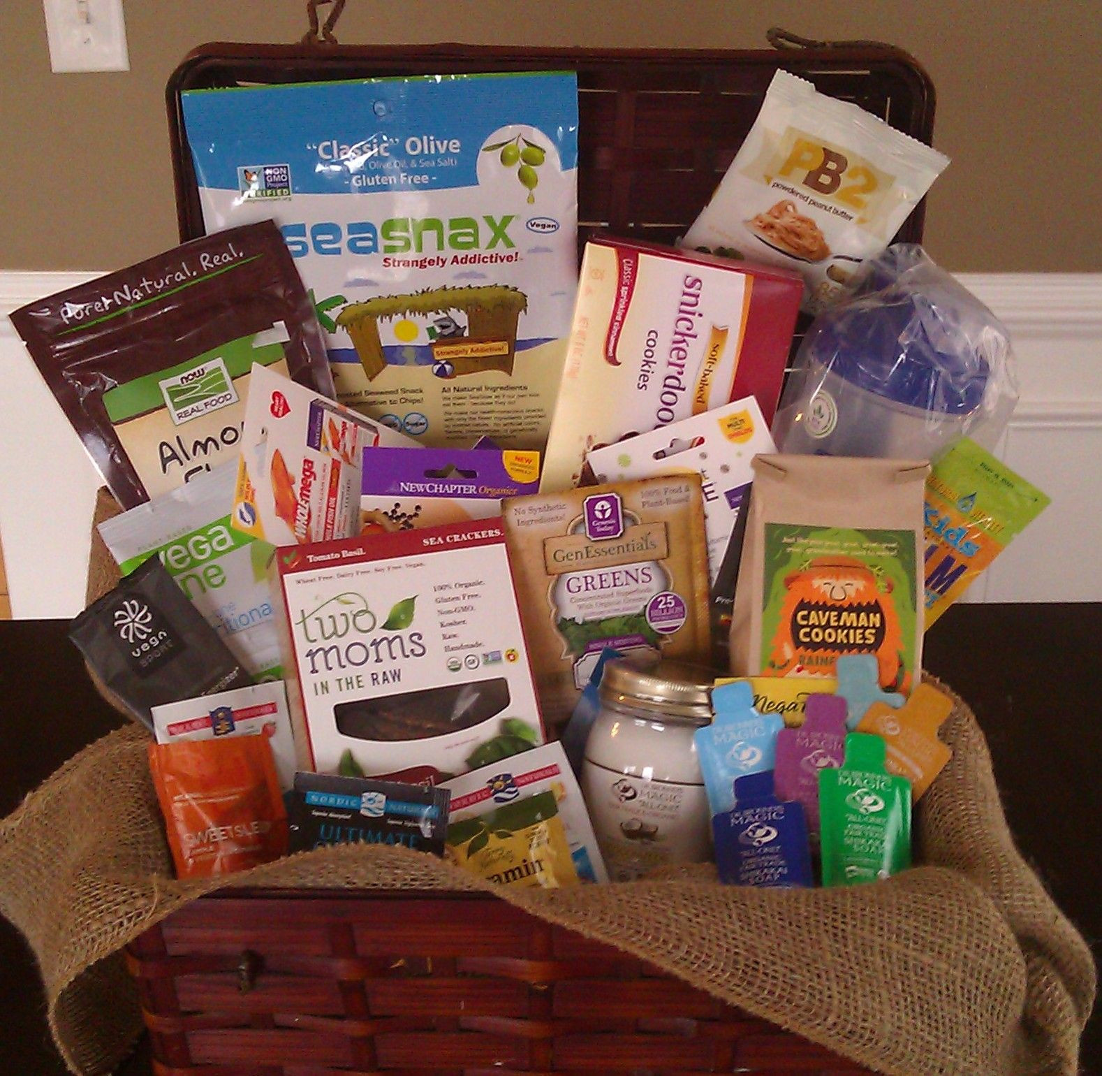 Gift Basket Giveaway Ideas
 Win a Health Nut Gift Basket $75 RV Ends 2 14