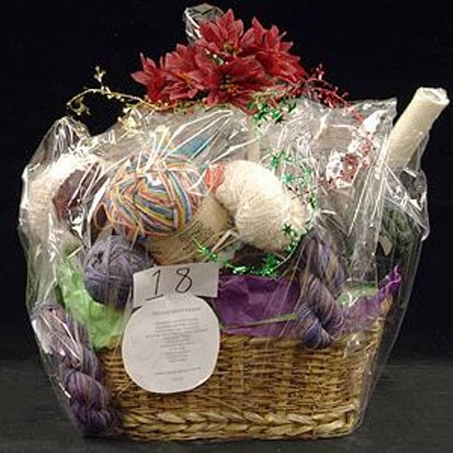 Gift Basket Ideas For Bridal Showers
 Bridal Shower Prizes & Gift Baskets Ideas
