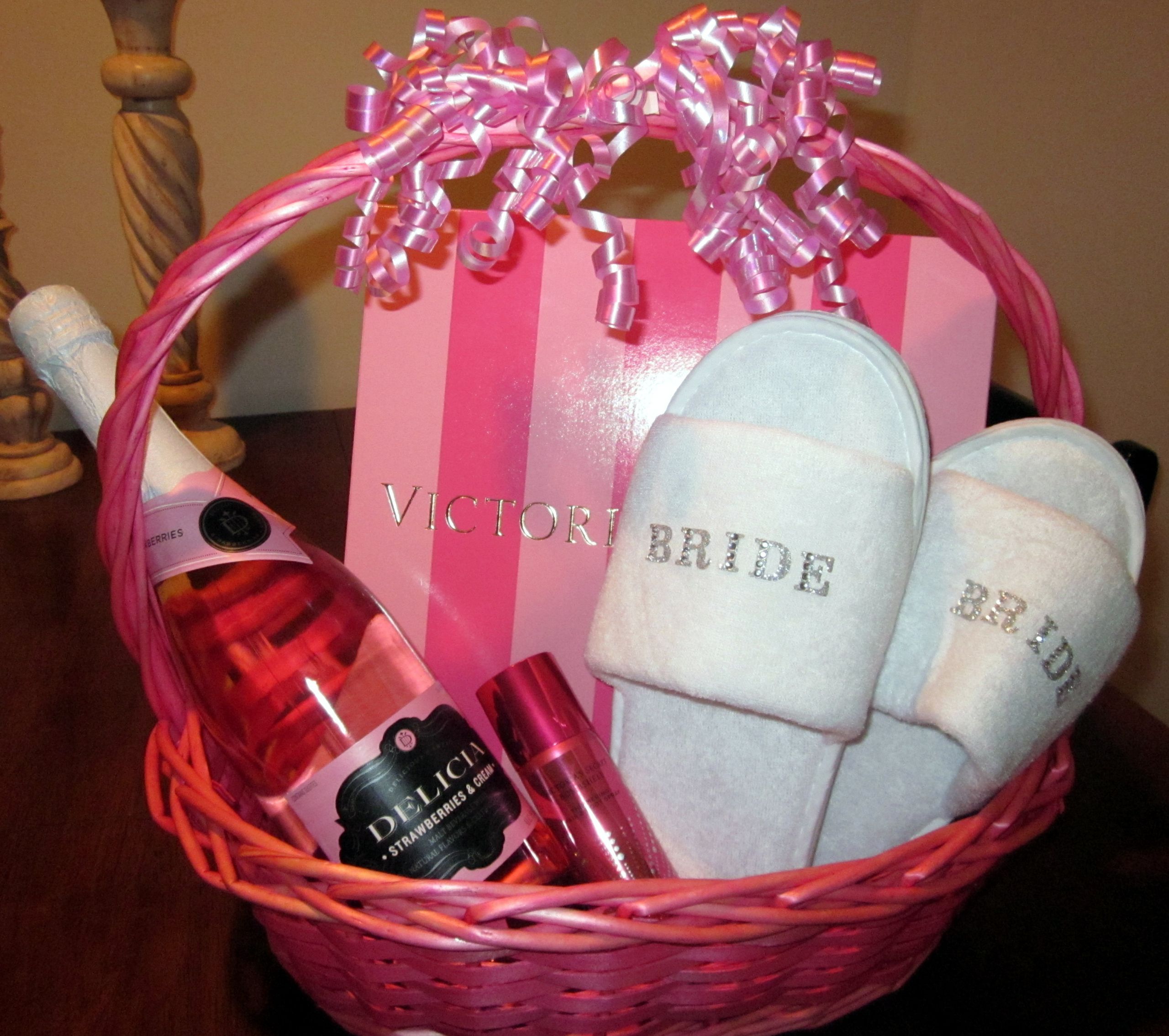 Gift Basket Ideas For Bridal Showers
 Bridal Shower Gift Ideas She ll Adore TrueBlu