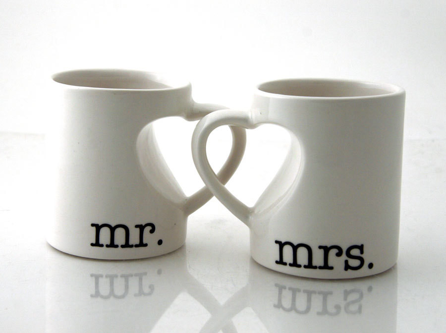 Gift Ideas For Couple Friends
 Mr & Mrs mug set for couples bride and groom wedding