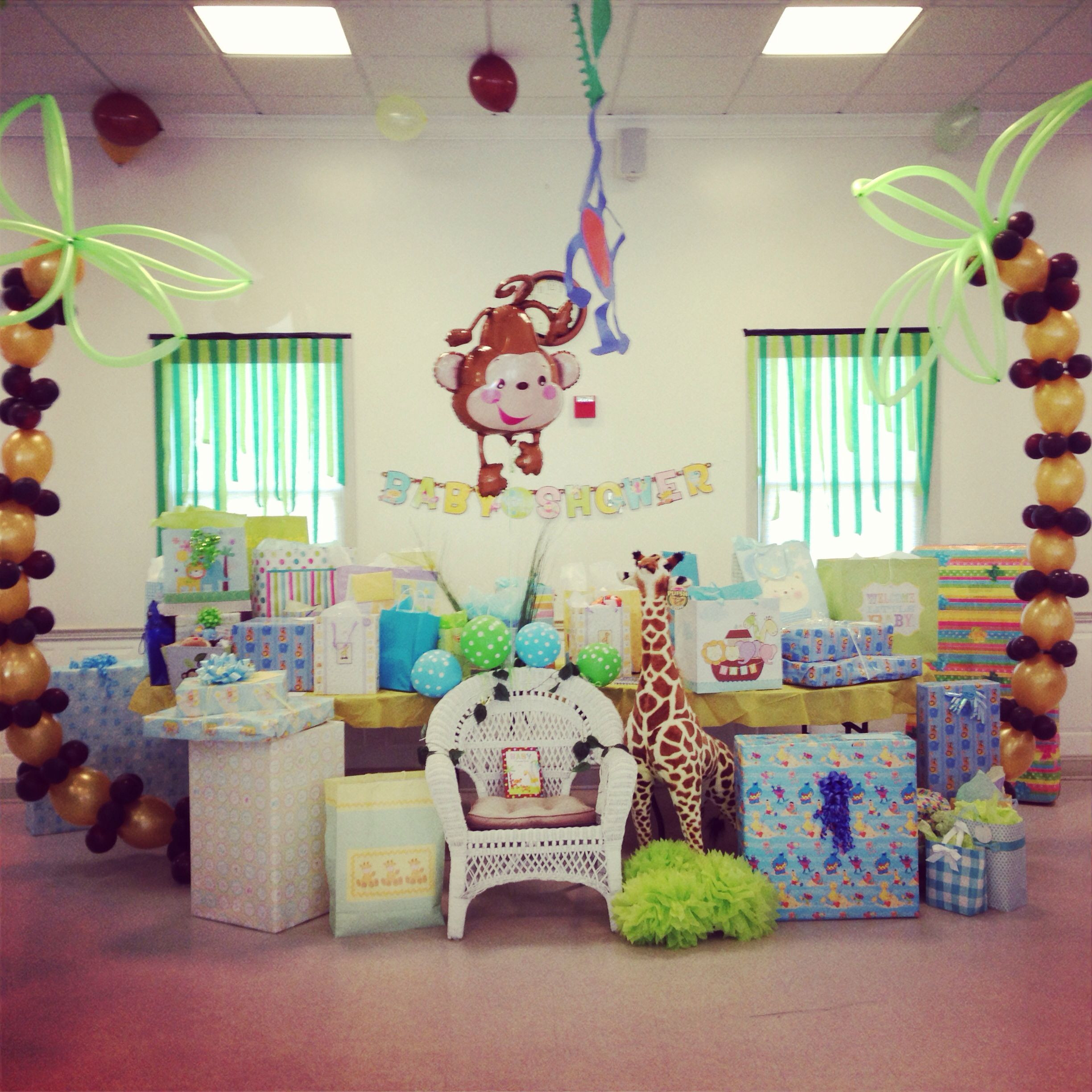 Gift Table Ideas For Baby Shower
 Gift table jungle themed baby shower Baby shower