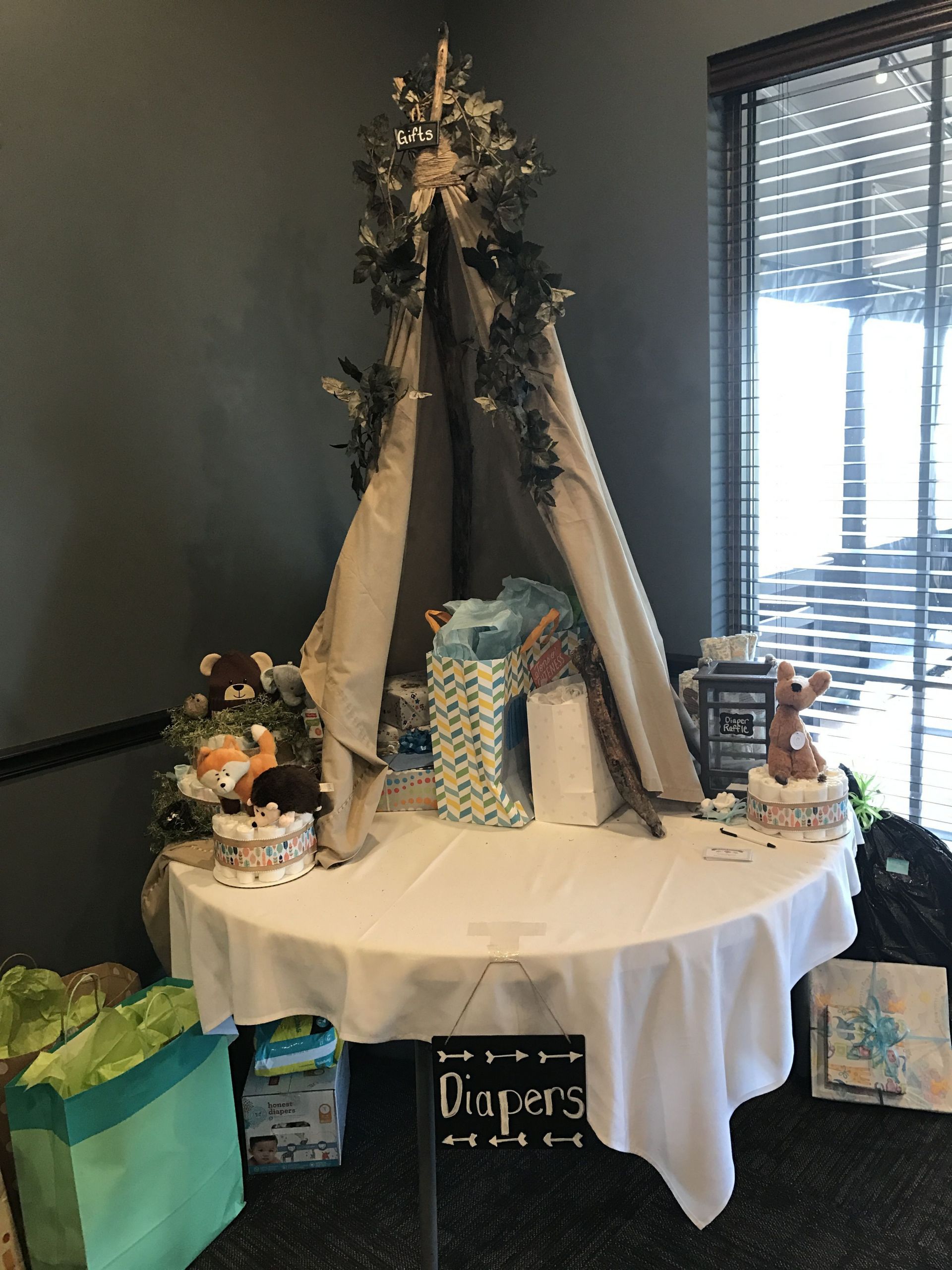 Gift Table Ideas For Baby Shower
 DIY tipi woodland theme baby shower t tent and diaper