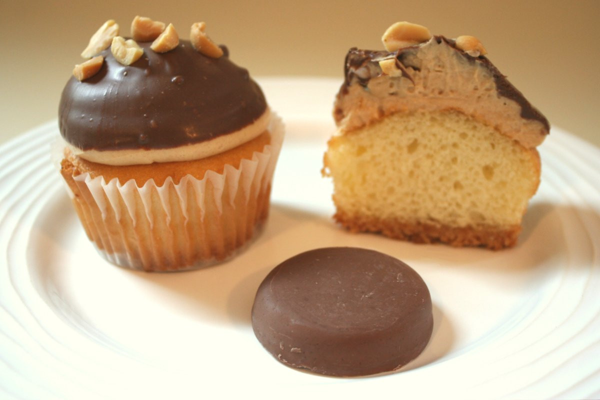 Girl Scout Cookies Peanut Butter
 Girl Scout cookie cupcake recipe – Peanut Butter Patties