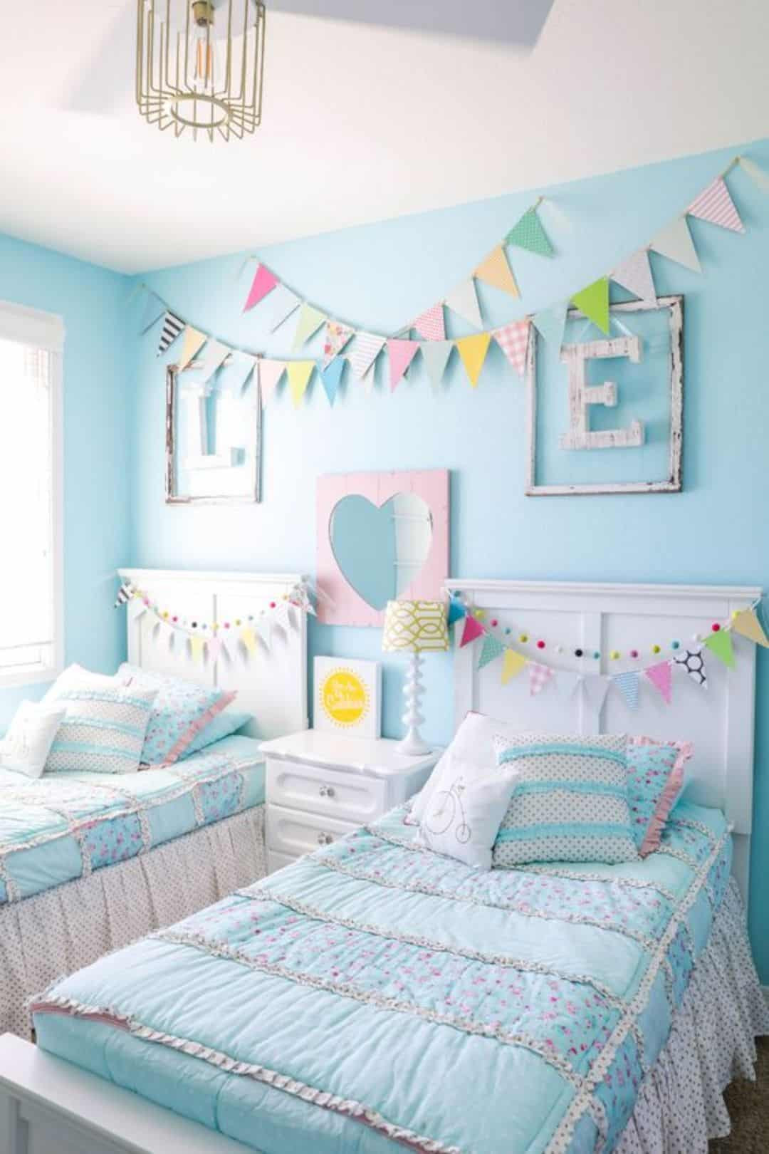 Girls Bedroom Decorating Ideas
 16 Beautiful Girl s Room Decorating Ideas