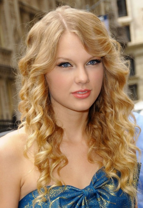 Girls Curly Hairstyle
 Hairstyles Weekly Some Styling Tips for Curly Hair Styles