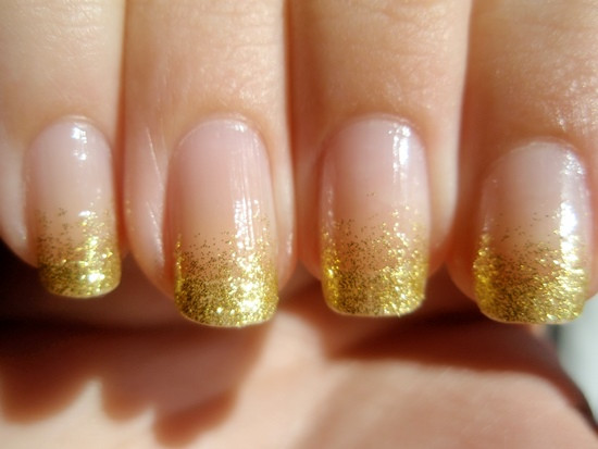 Glitter Gold Nails
 40 Best Examples Gold Glitter Nail Polish Art Just For