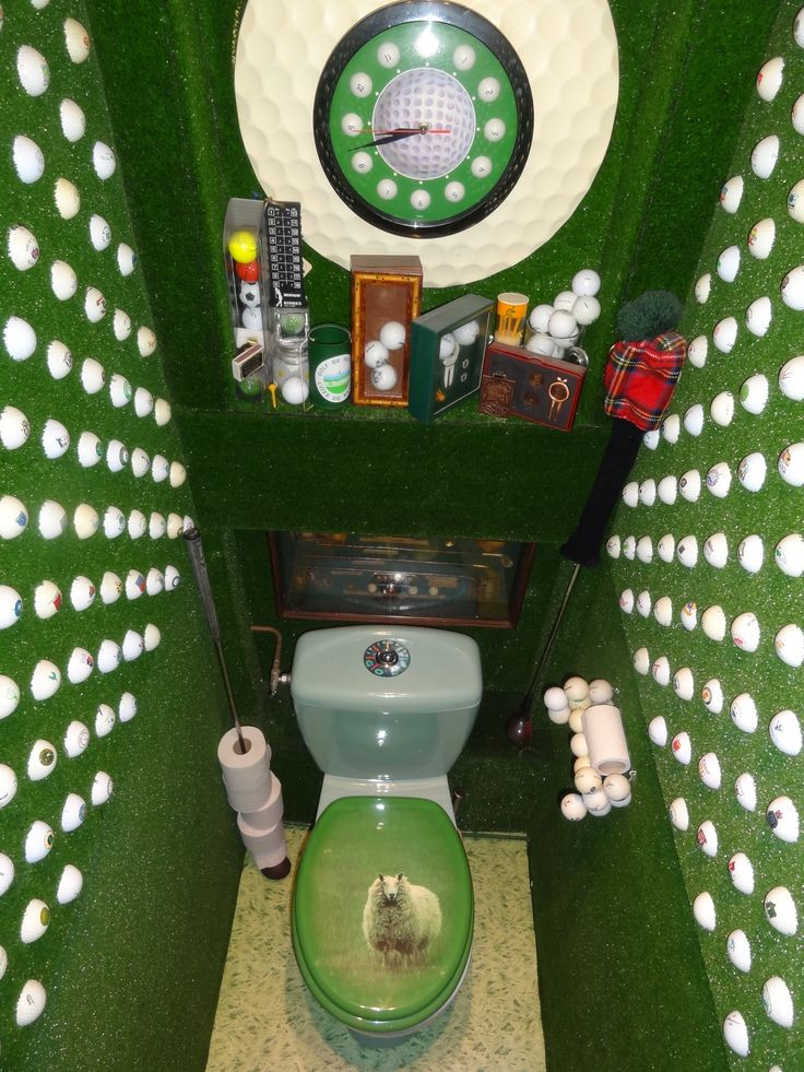 Golf Bathroom Decor
 Golf on the Brain…and on the Walls Ten Golf Themed Rooms