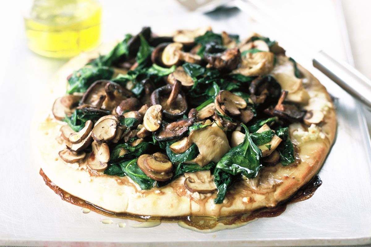 Gourmet Mushroom Recipes
 Wild mushroom pizza Recipes delicious