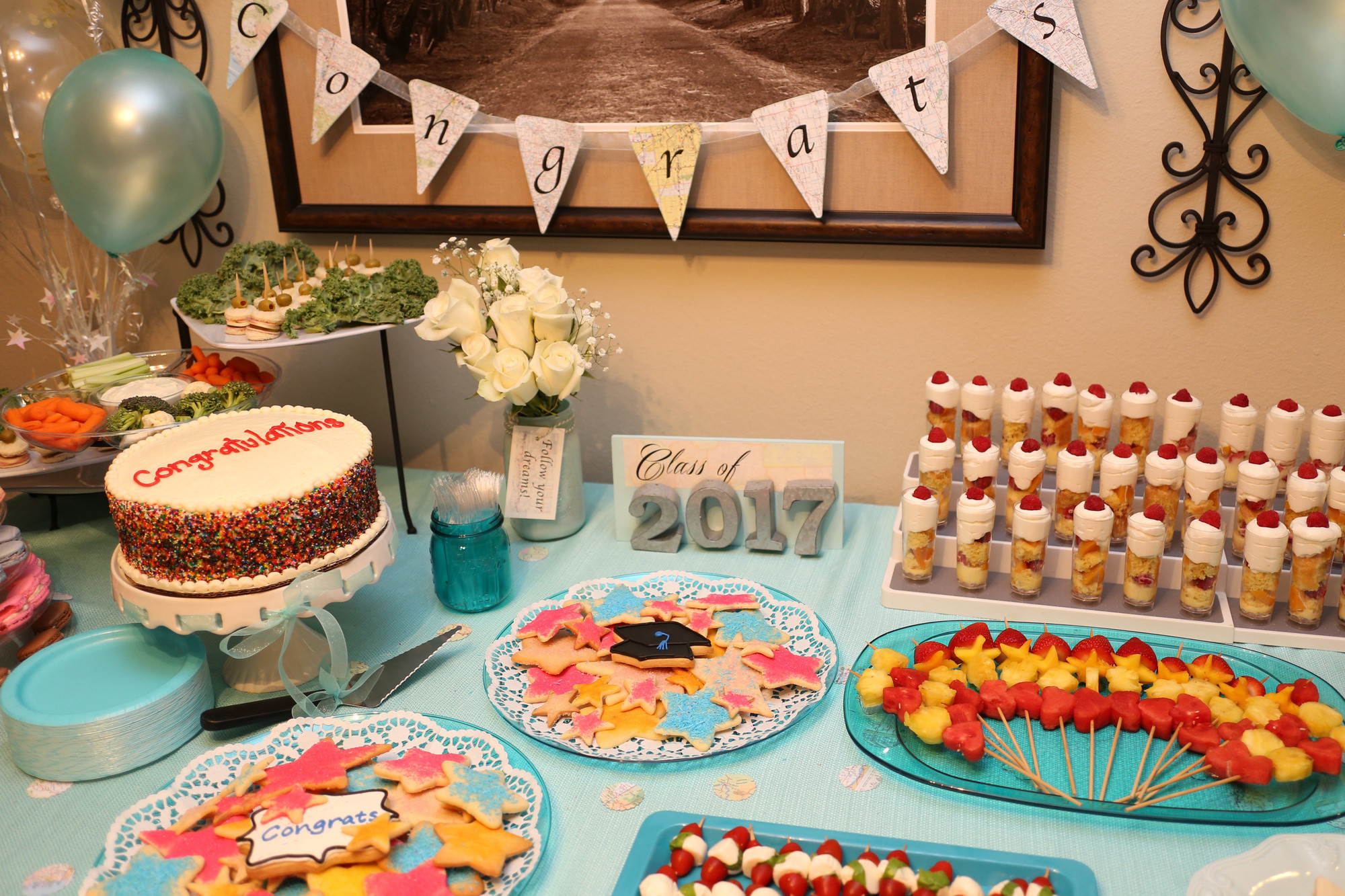 Graduation Party Snack Ideas
 9 Incredible Graduation Party Food Ideas