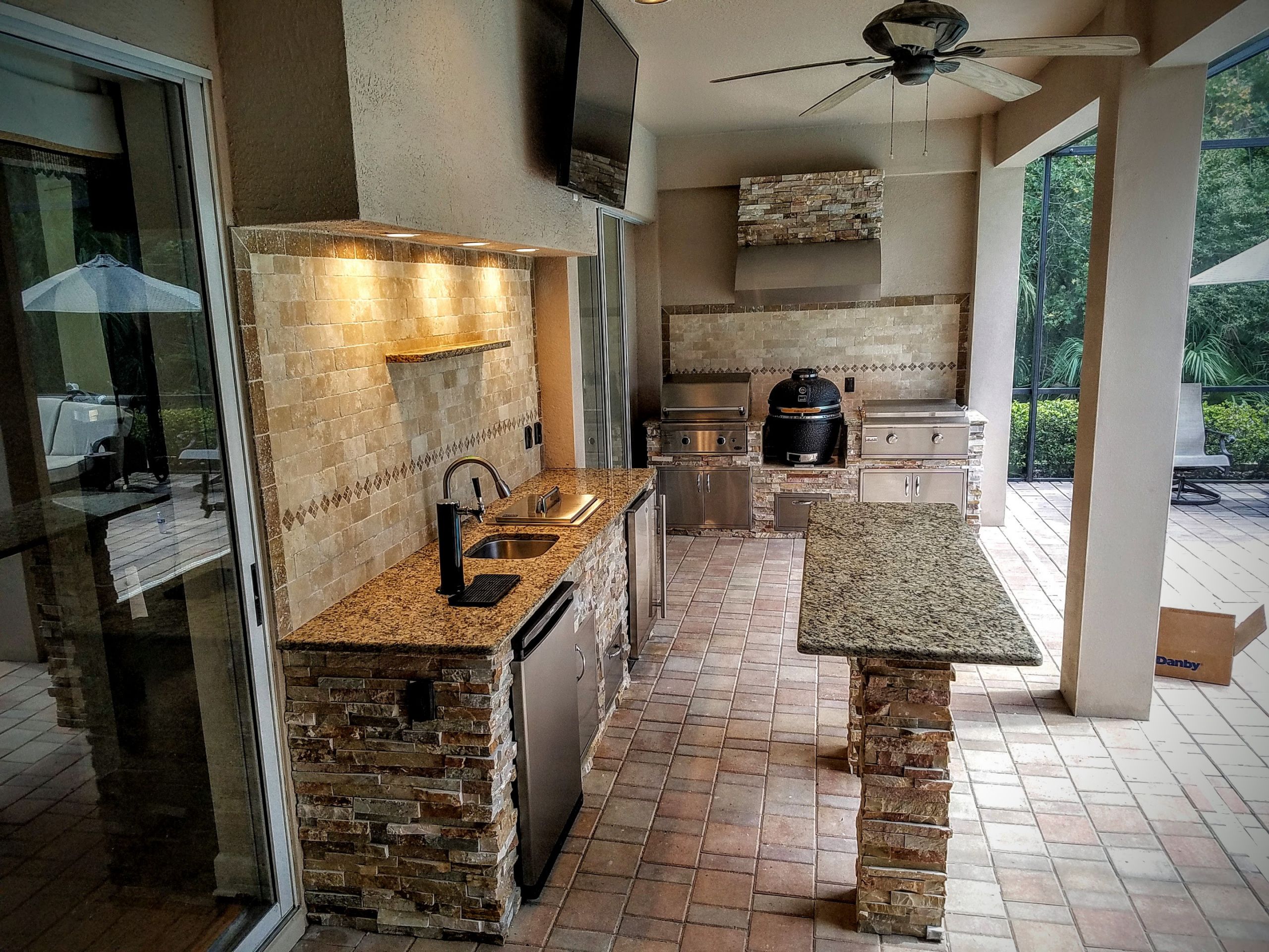 Granite Outdoor Kitchen
 Creative Outdoor Kitchens Stone Creative Outdoor Kitchens