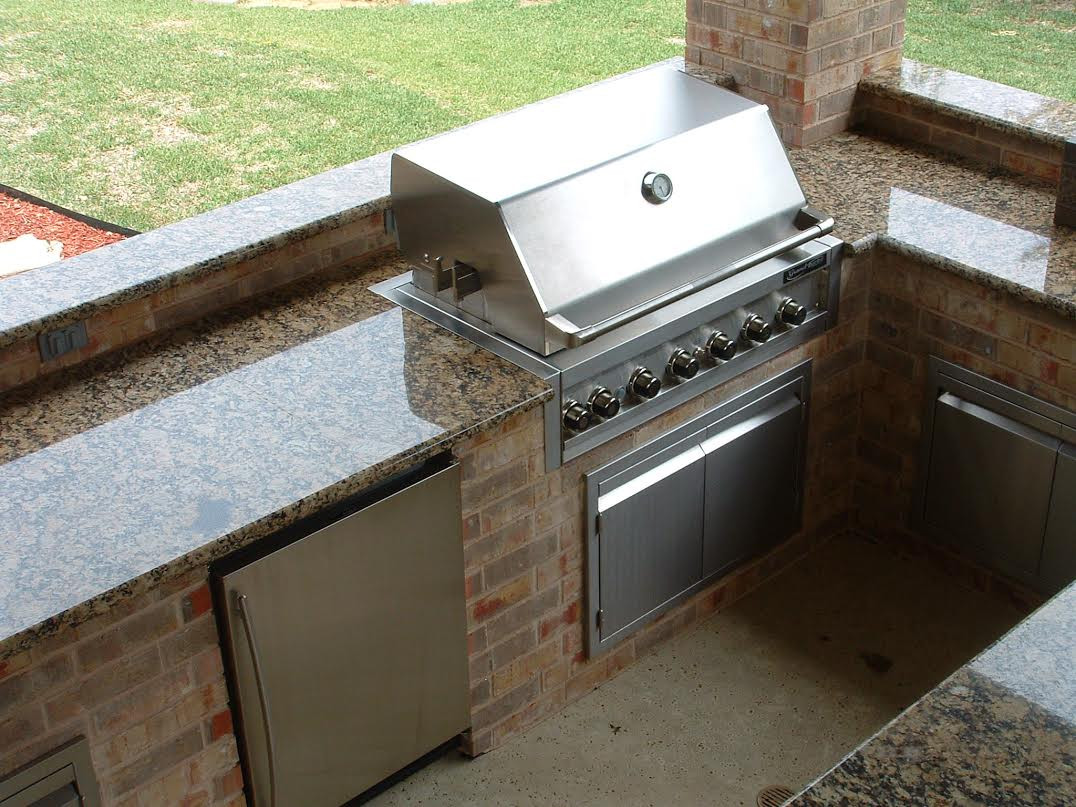 Granite Outdoor Kitchen
 Choose Granite for Your Outdoor Kitchen Moreno Granite