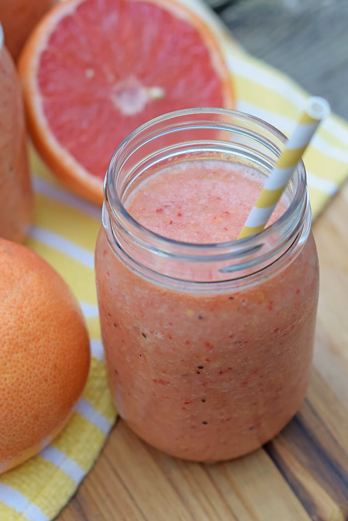 Grapefruit Smoothie Recipes
 Easy Grapefruit Berry and Tropical Fruit Smoothie Recipe