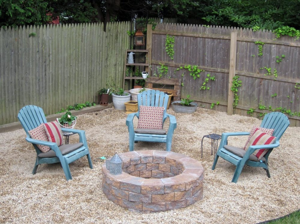 Gravel Patio With Fire Pit
 How to build a stone fire pit for your back yard Frisco