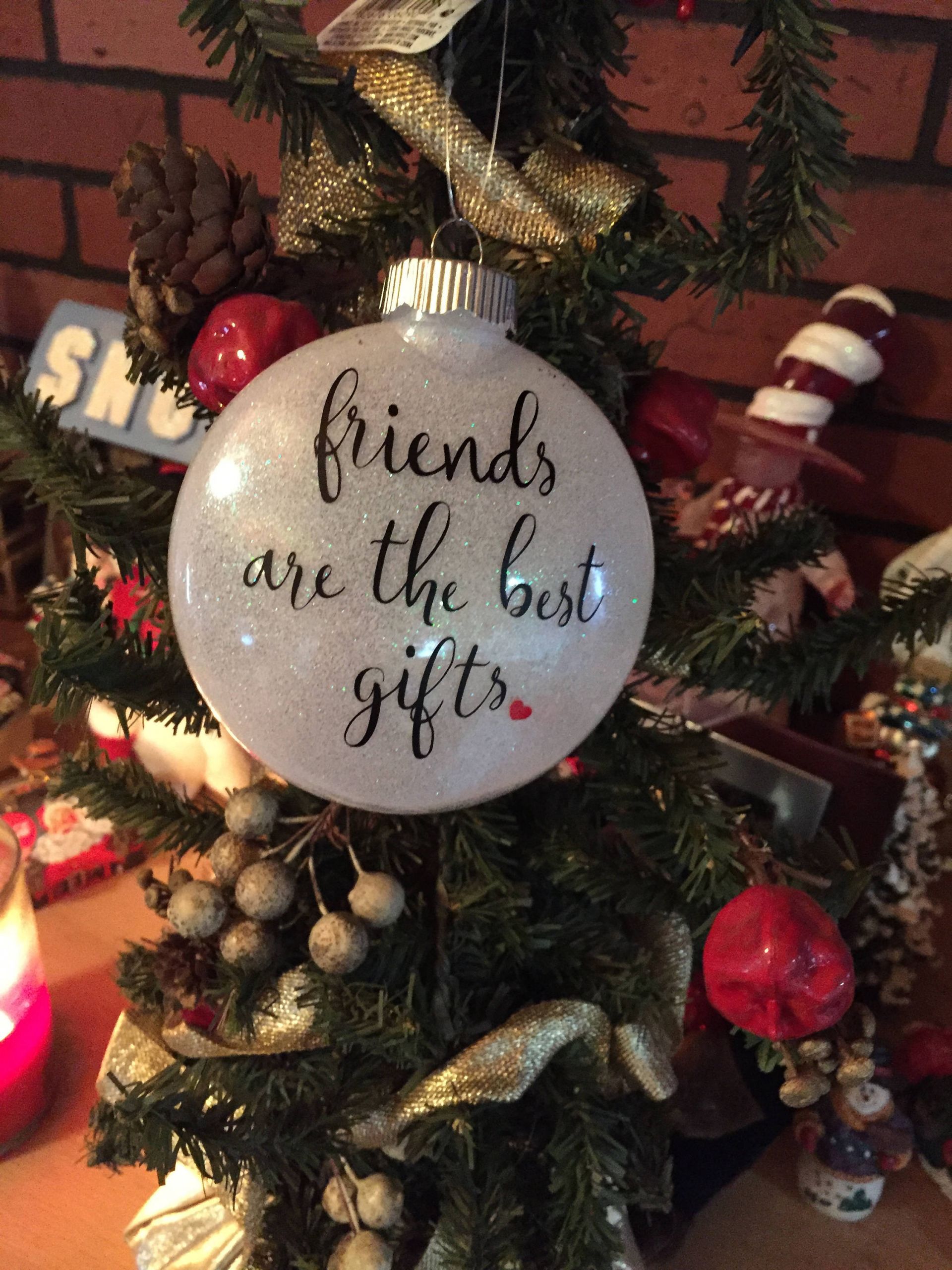 Great Gift Ideas For Best Friends
 Friends Are The Best Gift Best Friend Christmas Ornament