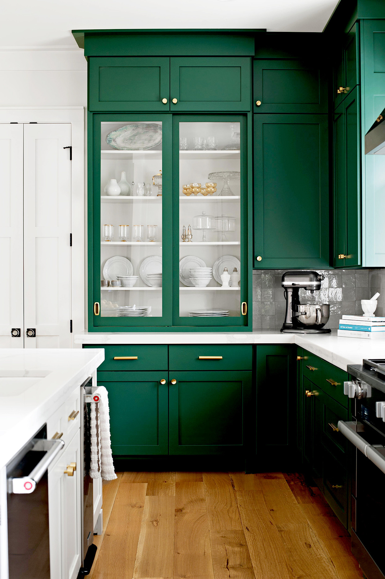 Green And White Kitchen
 5 Shades of Green for Your Kitchen Cabinets Emily A Clark