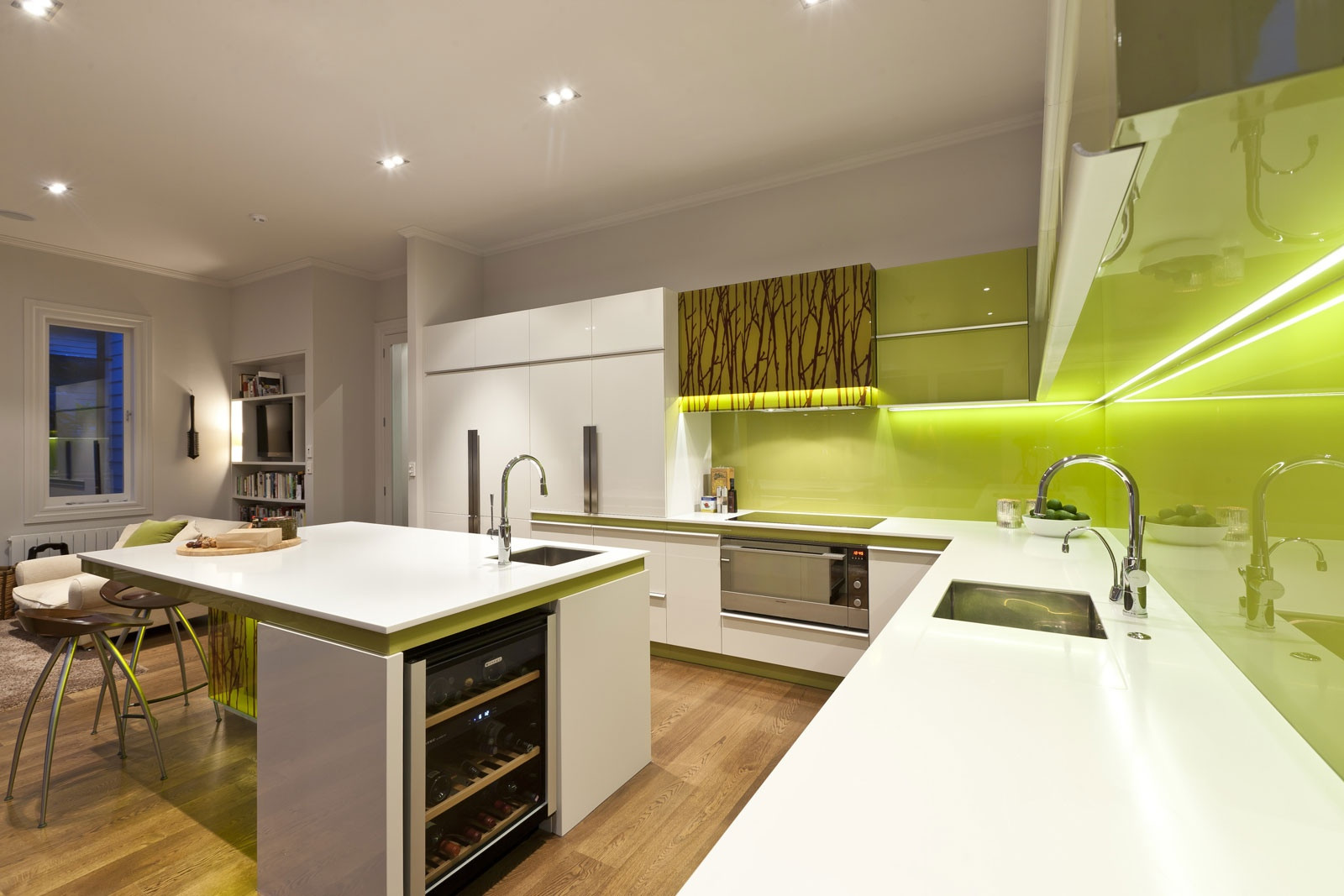 Green And White Kitchen
 17 Light Filled Modern Kitchens by Mal Corboy