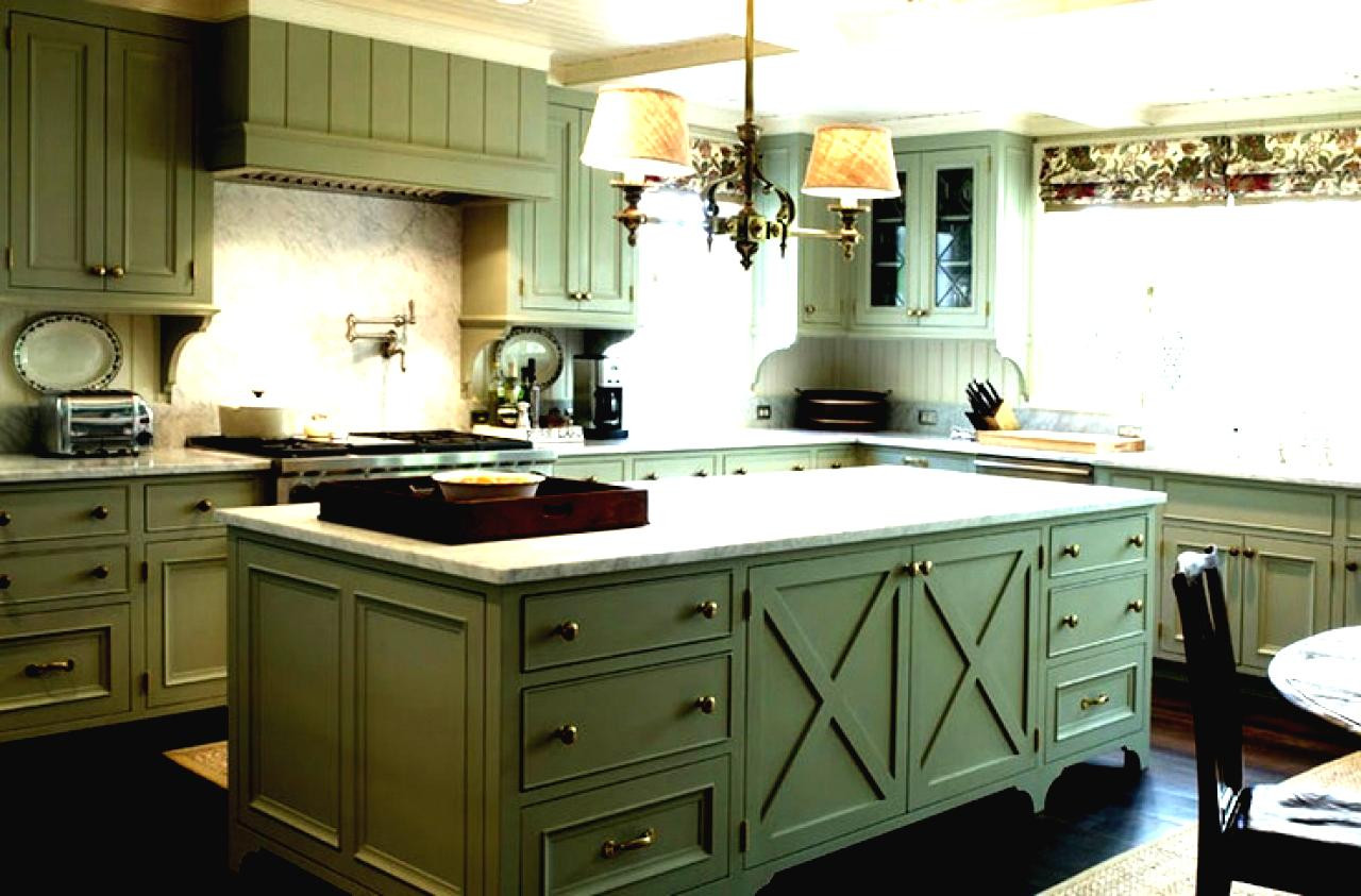 Green And White Kitchen
 Green Kitchen Cabinets for Eco Friendly Homeowners