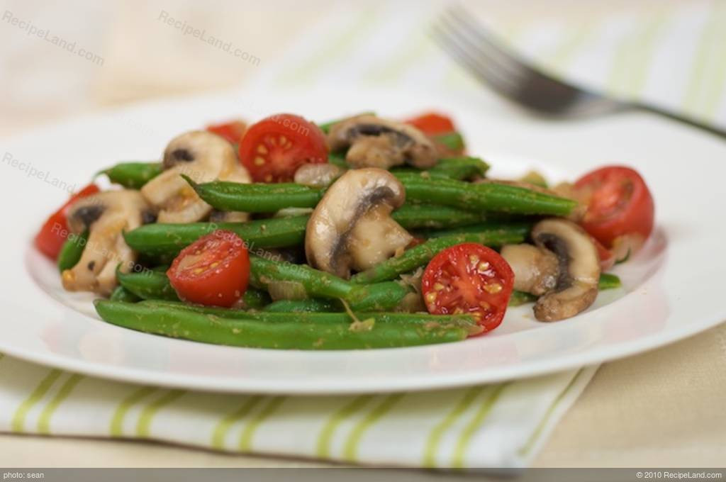 Green Bean And Mushroom Recipe
 Green Beans with Mushrooms and Cherry Tomatoes Recipe