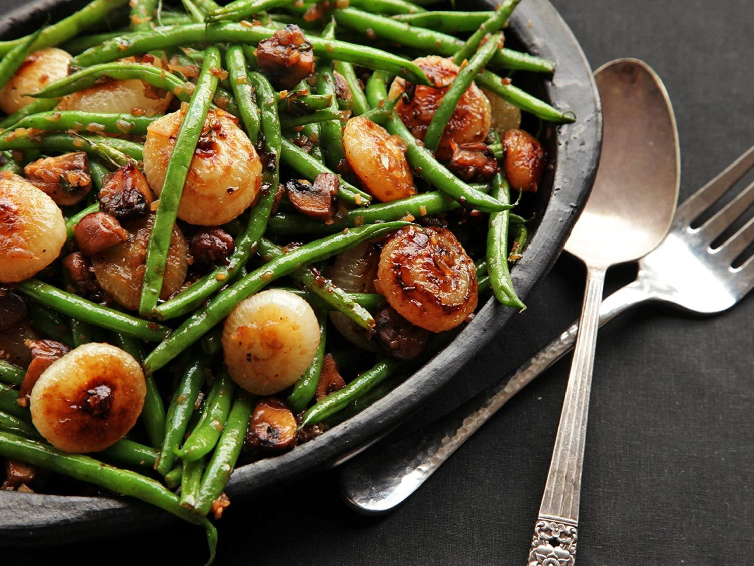 Green Bean And Mushroom Recipe
 Sautéed Green Beans With Mushrooms and Caramelized