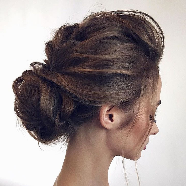 Hairstyle For Bridesmaid 2020
 20 Inspiration Low bun hairstyles for wedding 2019 2020