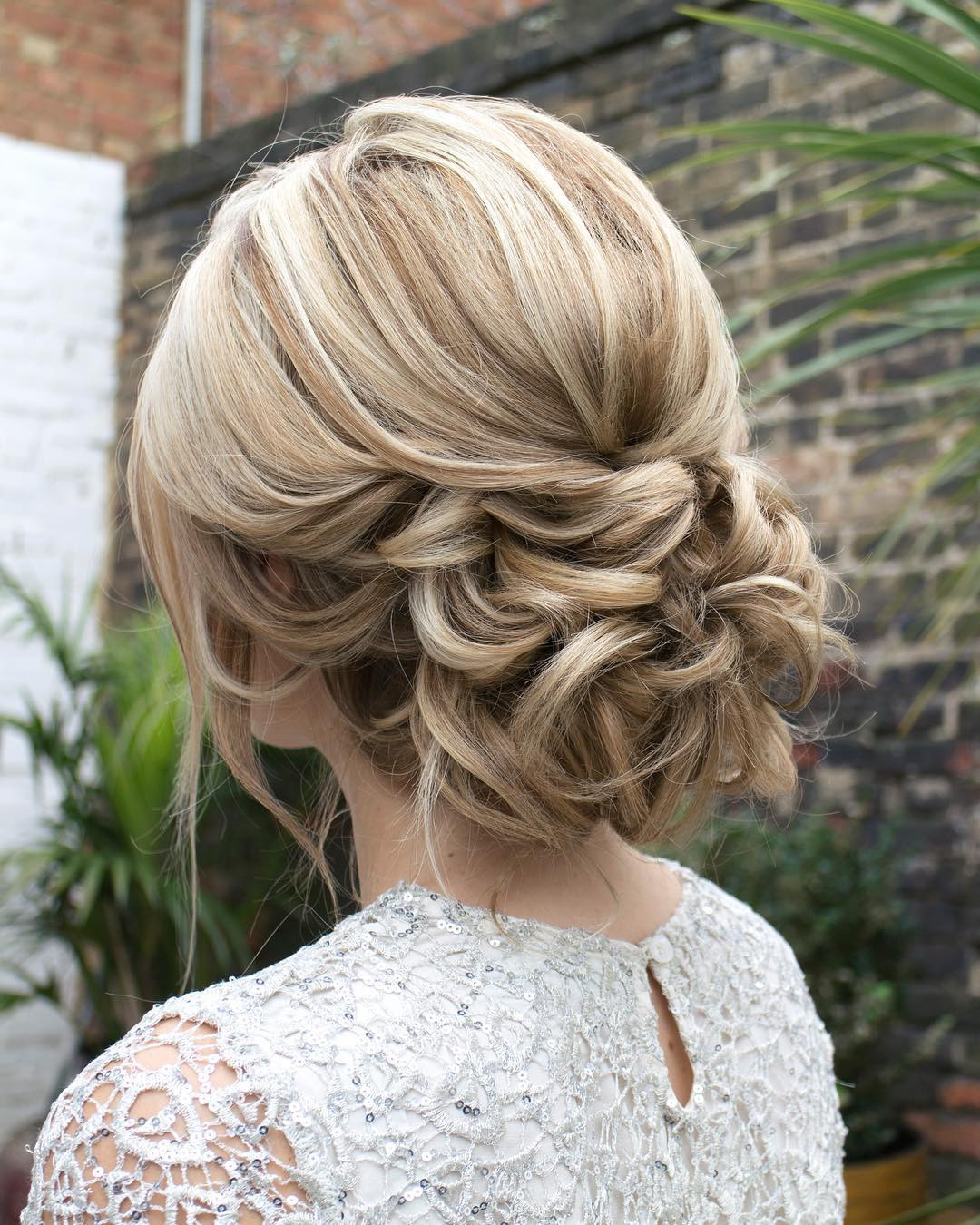 Hairstyle Updos Prom
 10 Gorgeous Prom Updos for Long Hair Prom Updo Hairstyles