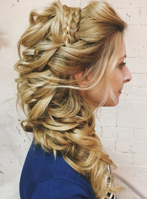 Hairstyles For Long Hair Weddings
 20 Gorgeous Wedding Hairstyles for Long Hair