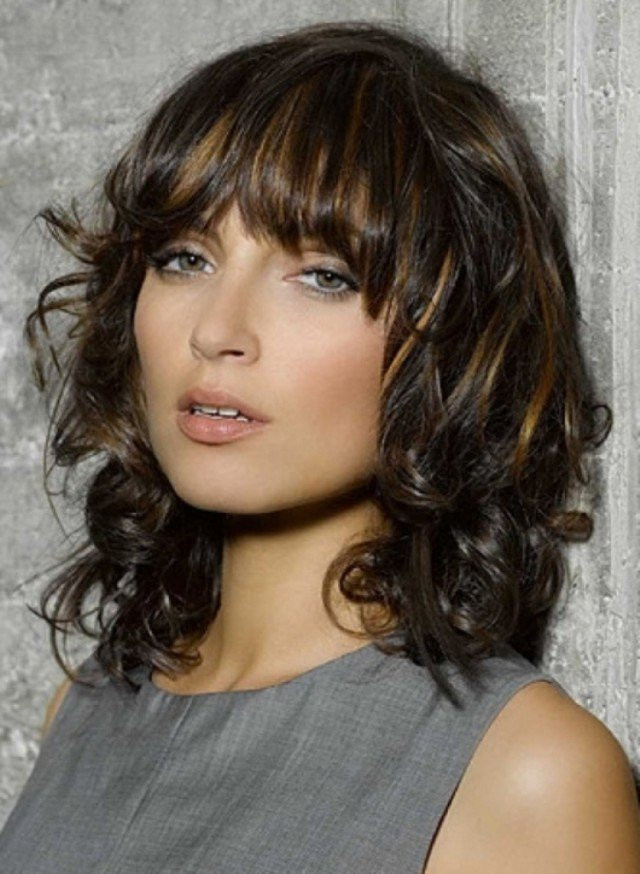 Hairstyles For Medium Length Wavy Hair
 17 Fashionable Hairstyles with Pretty Fringe