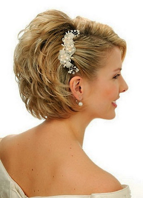Hairstyles For Short Hair For Wedding Guest
 Wedding guest hairstyles for short hair