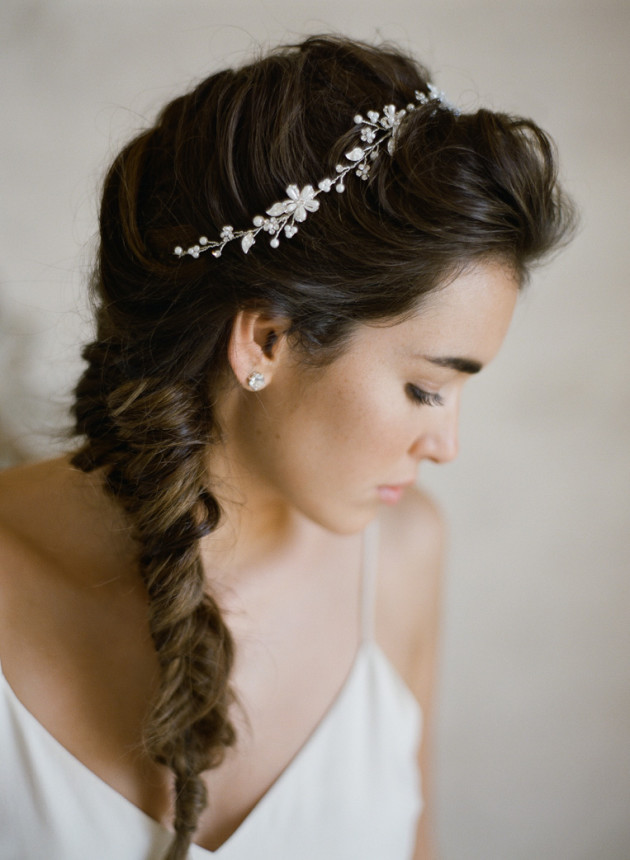 Hairstyles For Wedding Bridesmaids
 23 Most Elegant and Stylish Bridesmaid Hairstyles