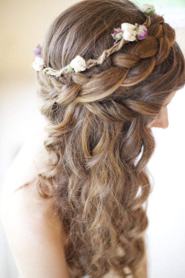 Hairstyles For Weddings Party
 New Modern and Stylish Wedding & Party wear Hairstyles and