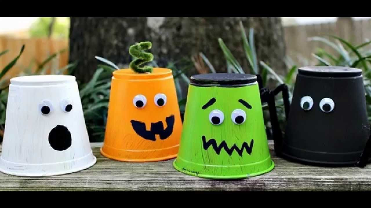 Halloween Art And Craft For Kids
 Easy to make Halloween arts and crafts for kids