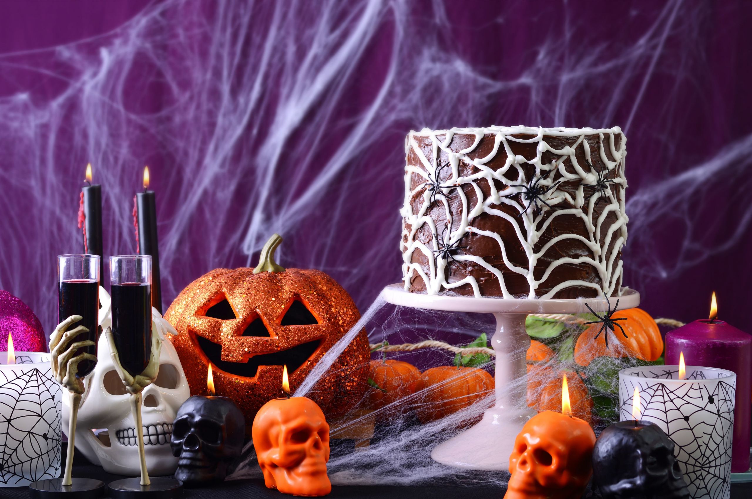 Halloween Dinner Party
 Halloween Dinner Party Menu Ideas for a Spooky Soiree