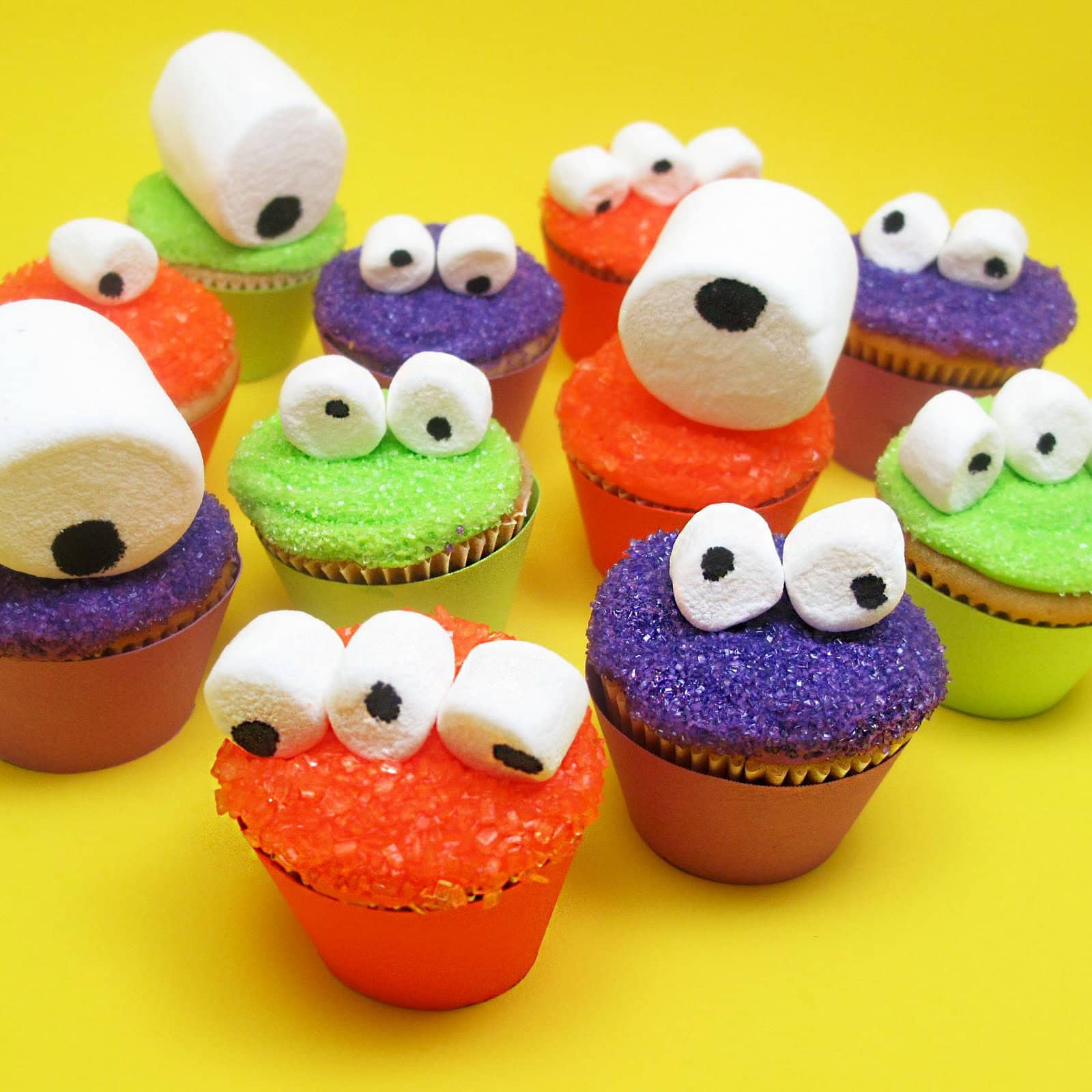 Halloween Mini Cupcakes
 mini monster cupcakes for an easy Halloween treat idea